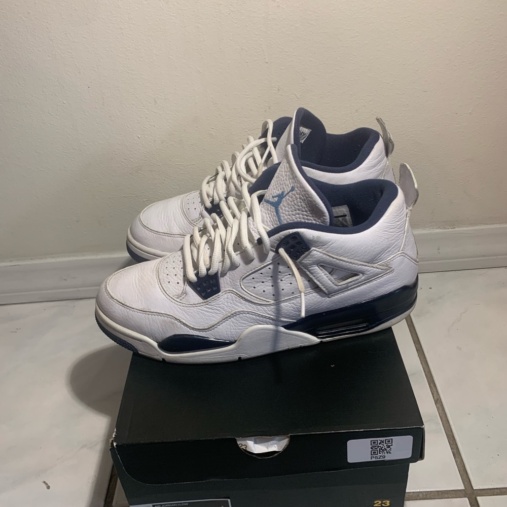 Jordan 4 Columbia (2015)